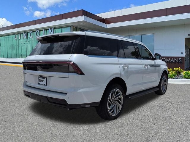 2027 Lincoln Navigator Premiere