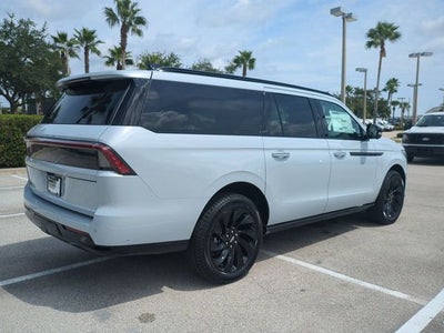 2025 Lincoln Navigator Reserve