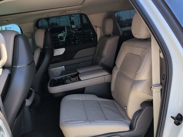2023 Lincoln Navigator L L Reserve