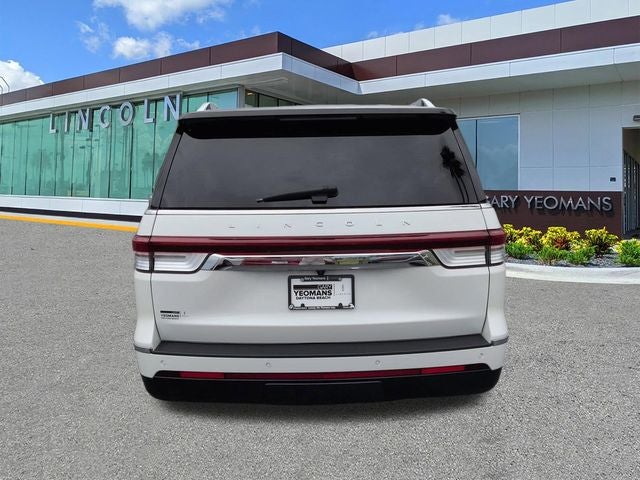2022 Lincoln Navigator L Reserve