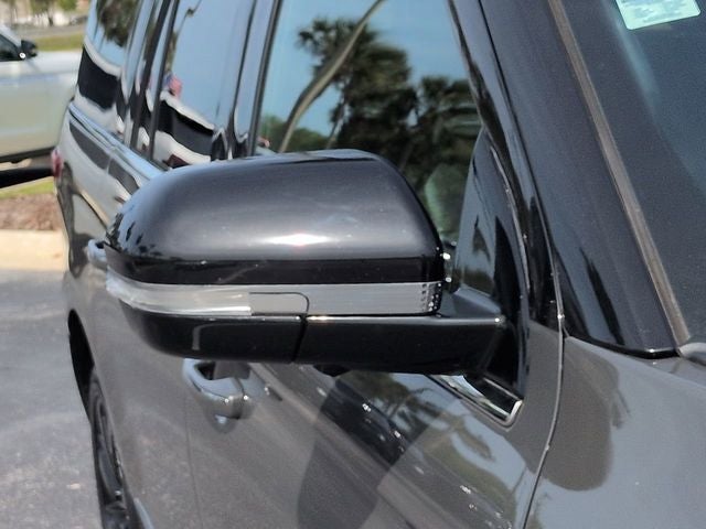2023 Lincoln Navigator L Black Label