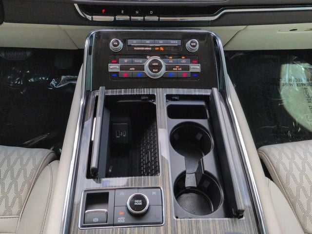2022 Lincoln Navigator L Black Label