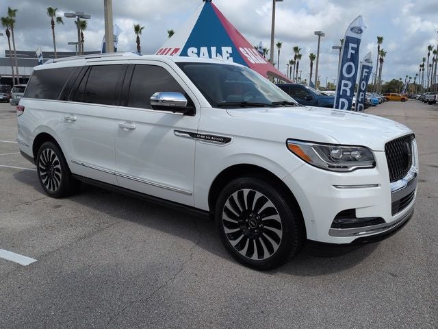 2022 Lincoln Navigator L Black Label
