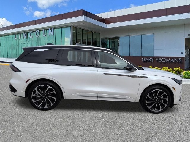 2024 Lincoln Nautilus Black Label