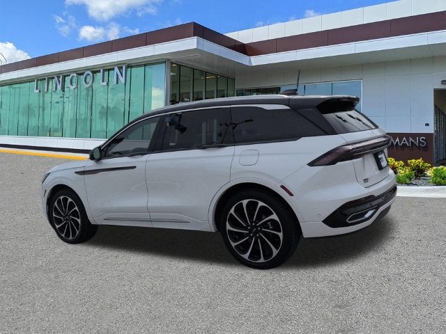 2024 Lincoln Nautilus Black Label