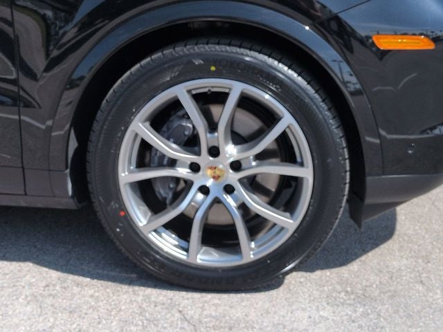 2024 Porsche Cayenne Coupe Base