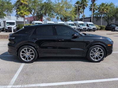 2024 Porsche Cayenne Coupe Base