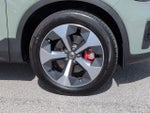 2023 Volvo XC40 B5 Plus Bright Theme