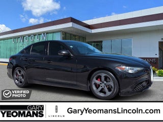 2017 Alfa Romeo Giulia Base