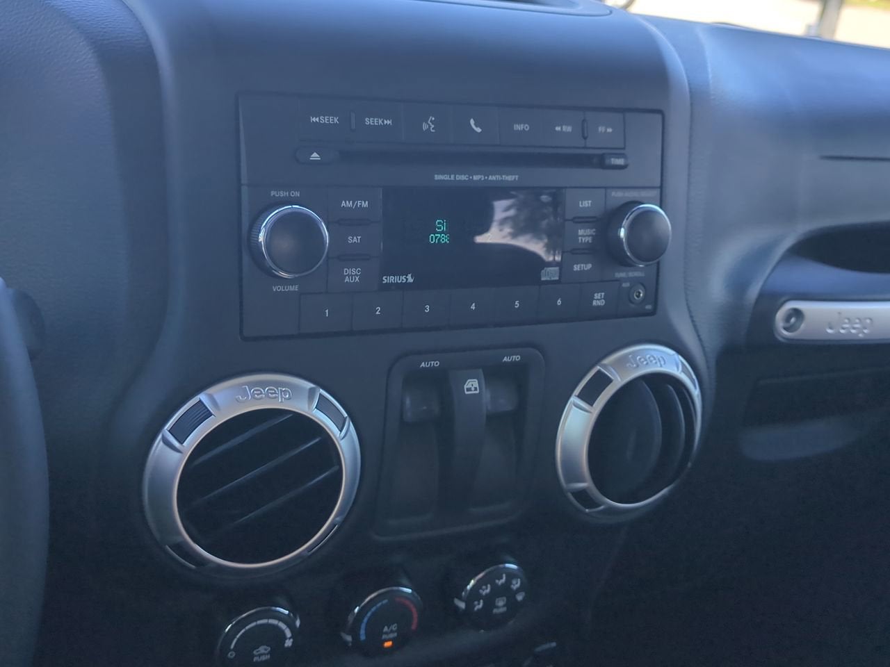 2018 Jeep Wrangler JK Sahara