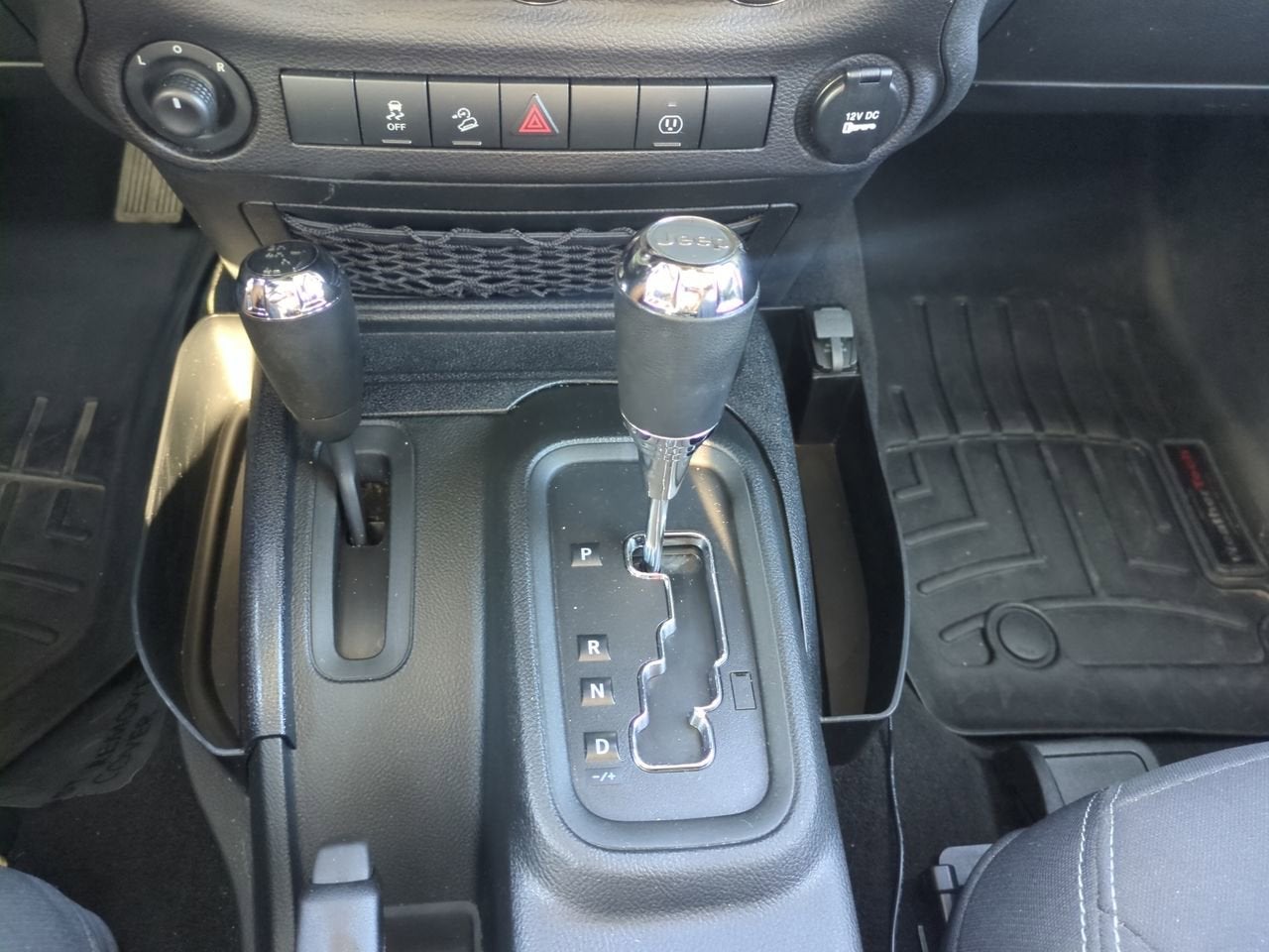 2018 Jeep Wrangler JK Sahara