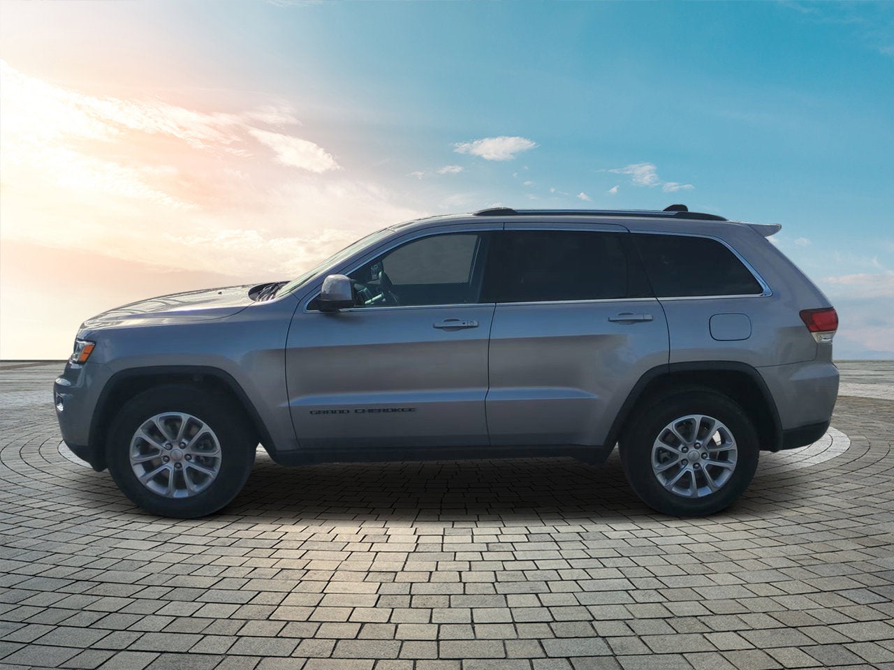 2021 Jeep Grand Cherokee Laredo E