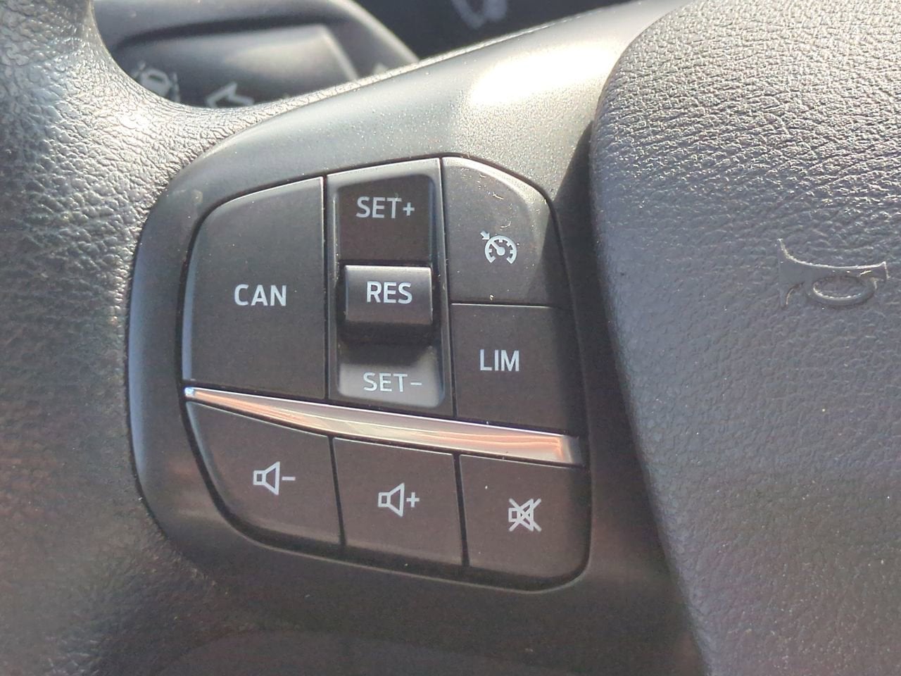 2022 Ford Transit Cutaway T-350 RWD DRW 156" WB 11000 GVWR