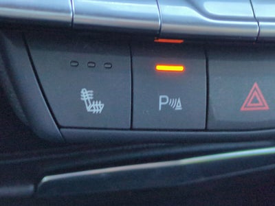 2024 Cadillac XT4 FWD Premium Luxury