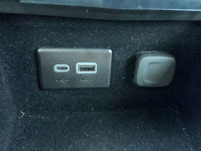 2024 Cadillac XT4 FWD Premium Luxury