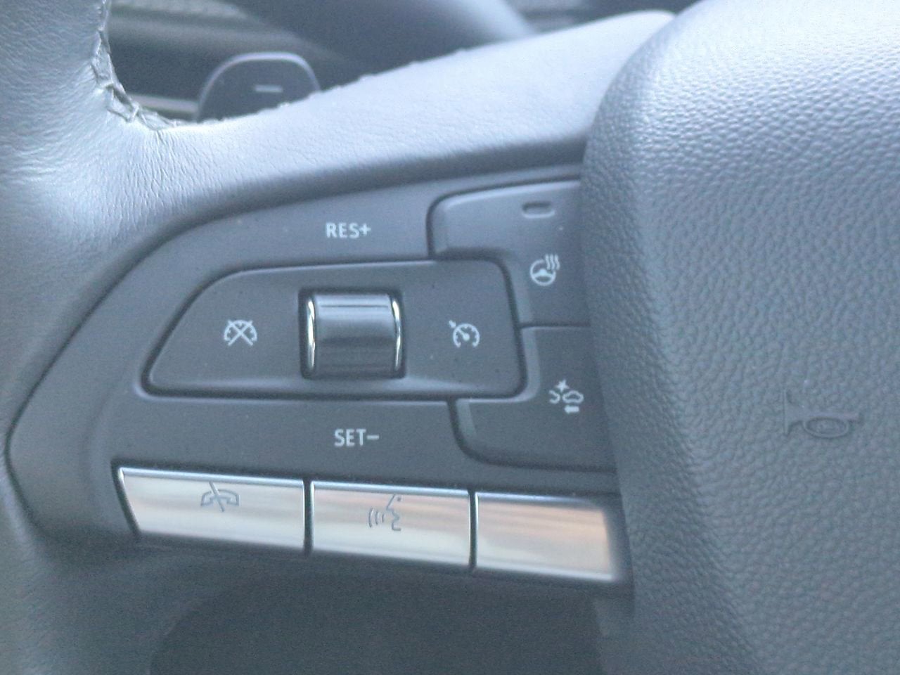 2024 Cadillac XT4 FWD Premium Luxury