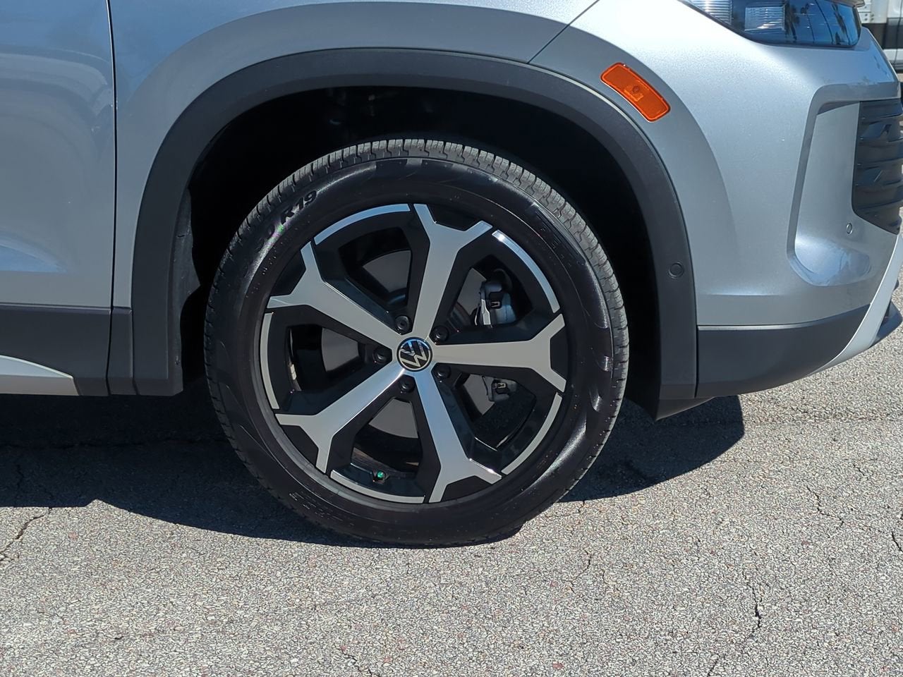 2025 Volkswagen Tiguan SE