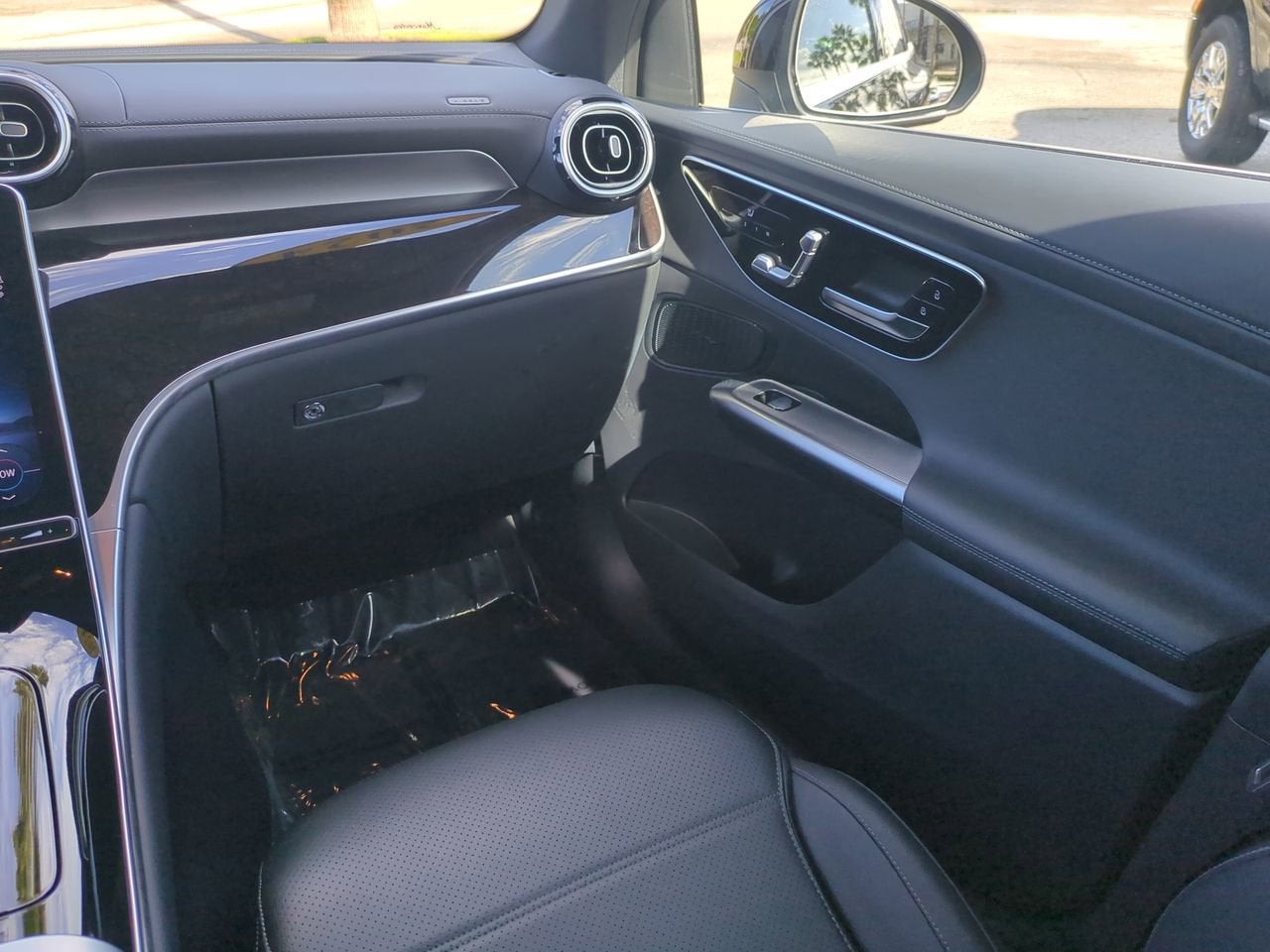 2024 Mercedes-Benz GLC GLC 300