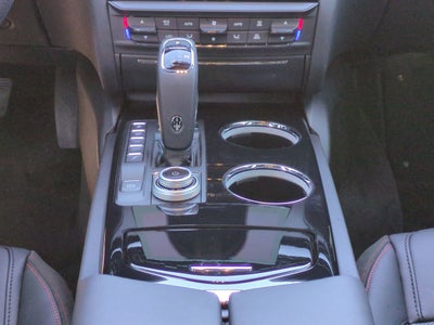 2024 Maserati Quattroporte Modena Ultima Q4