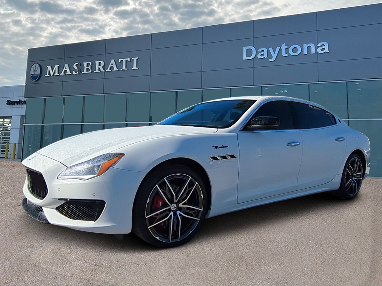 2024 Maserati Quattroporte Modena Ultima Q4