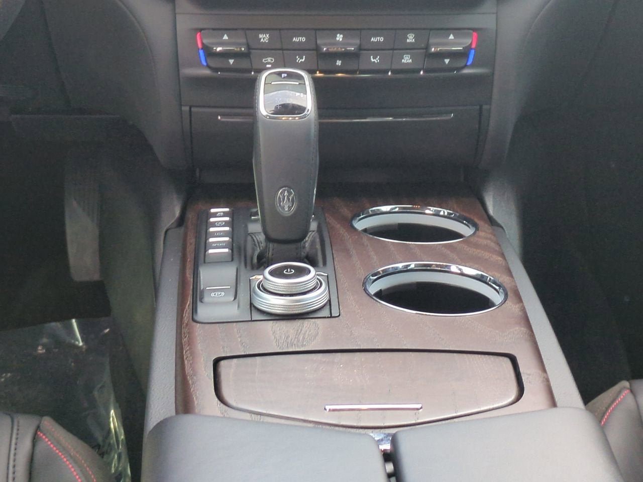 2024 Maserati Ghibli Modena Ultima Q4