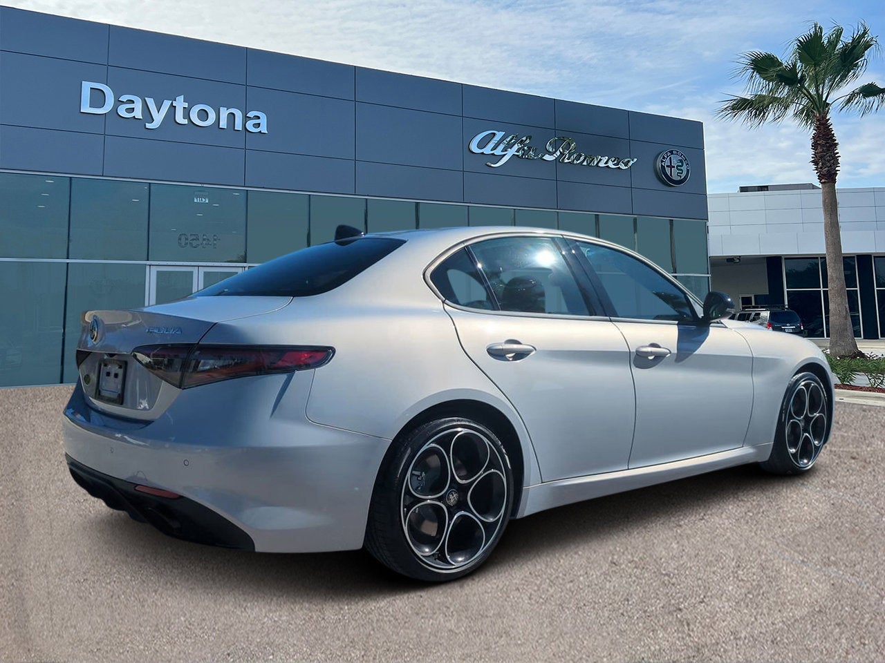 2025 Alfa Romeo Giulia RWD