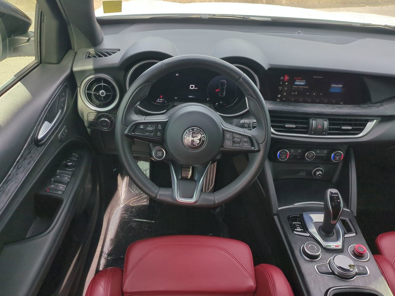 2024 Alfa Romeo Stelvio Sprint