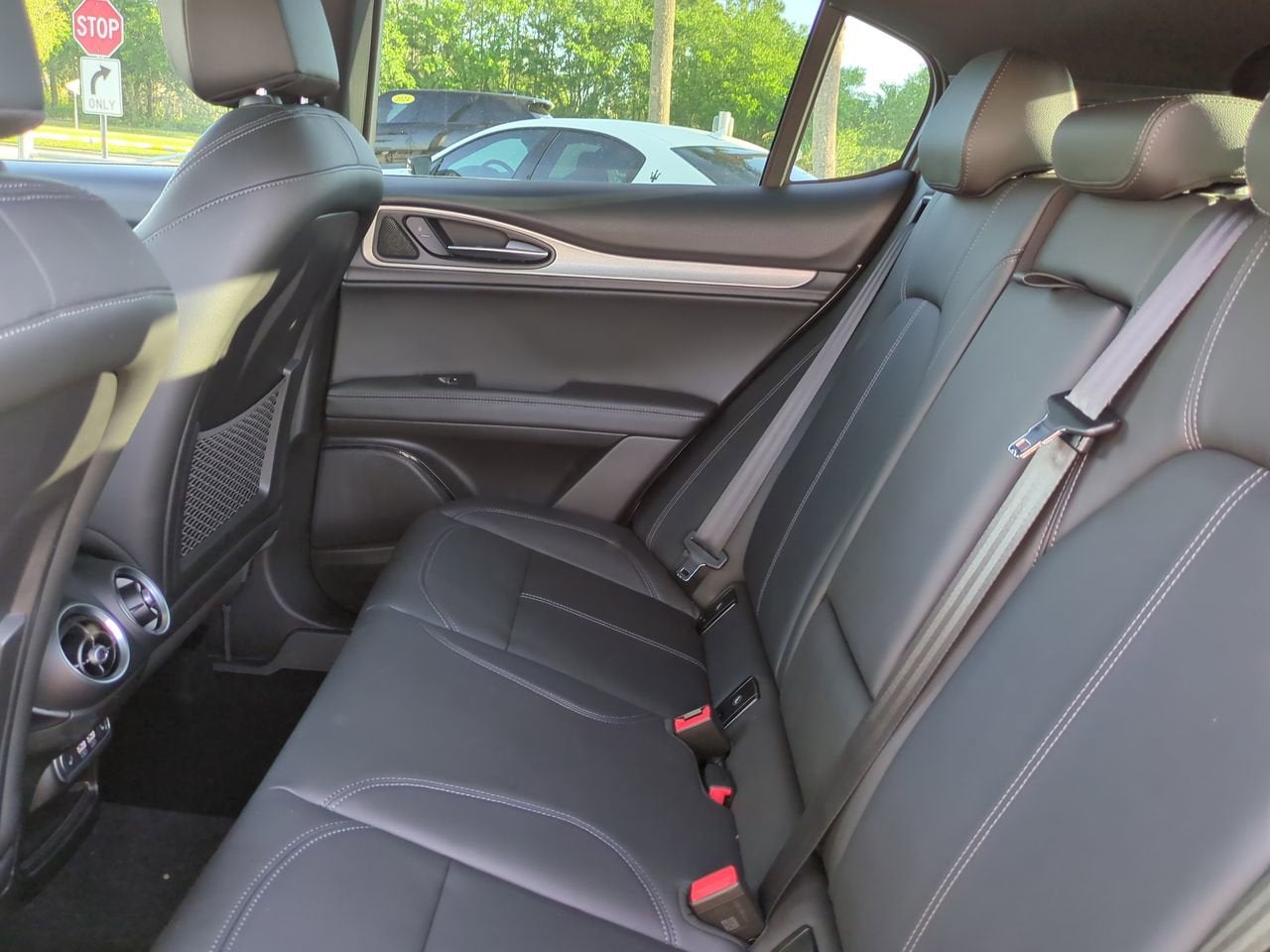 2025 Alfa Romeo Stelvio Sprint