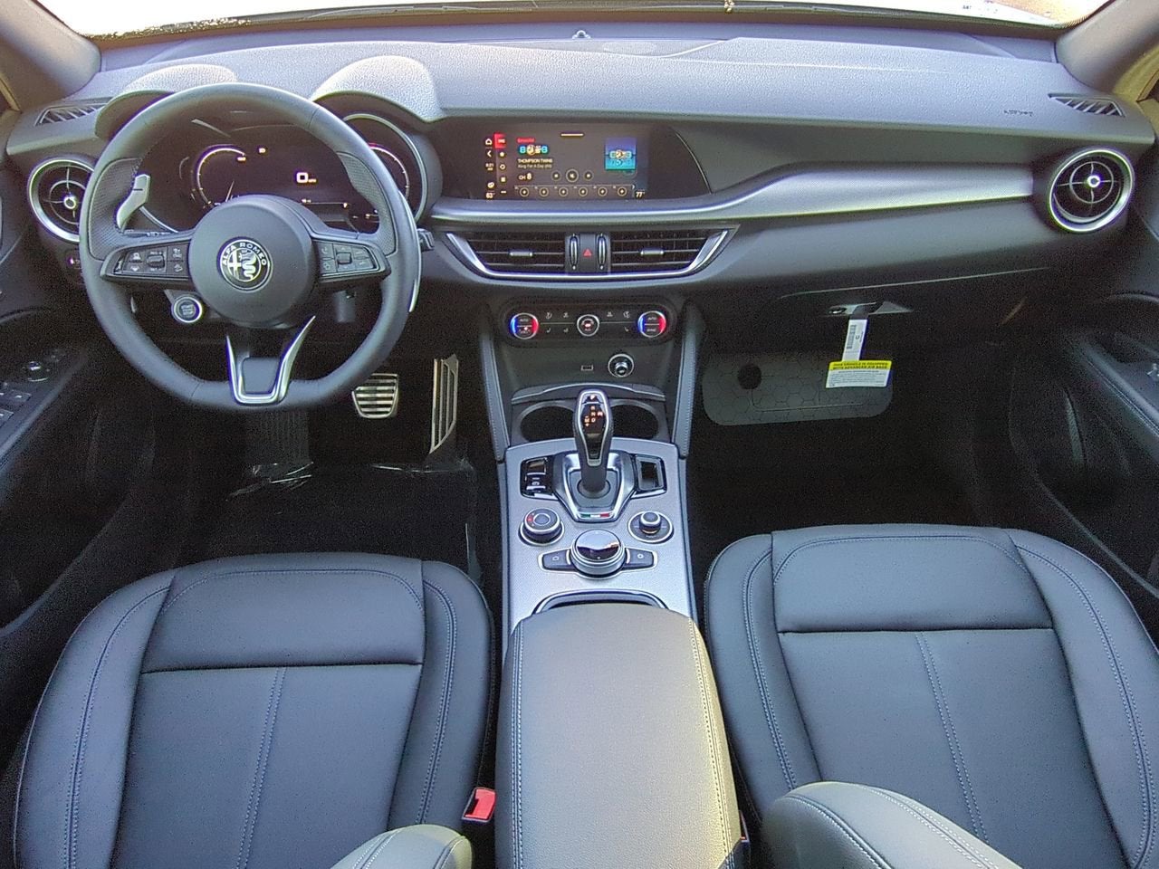 2025 Alfa Romeo Stelvio Sprint