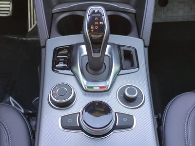 2025 Alfa Romeo Stelvio Sprint