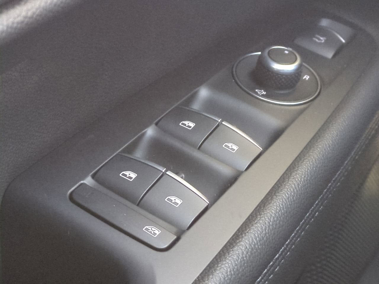 2025 Alfa Romeo Stelvio AWD