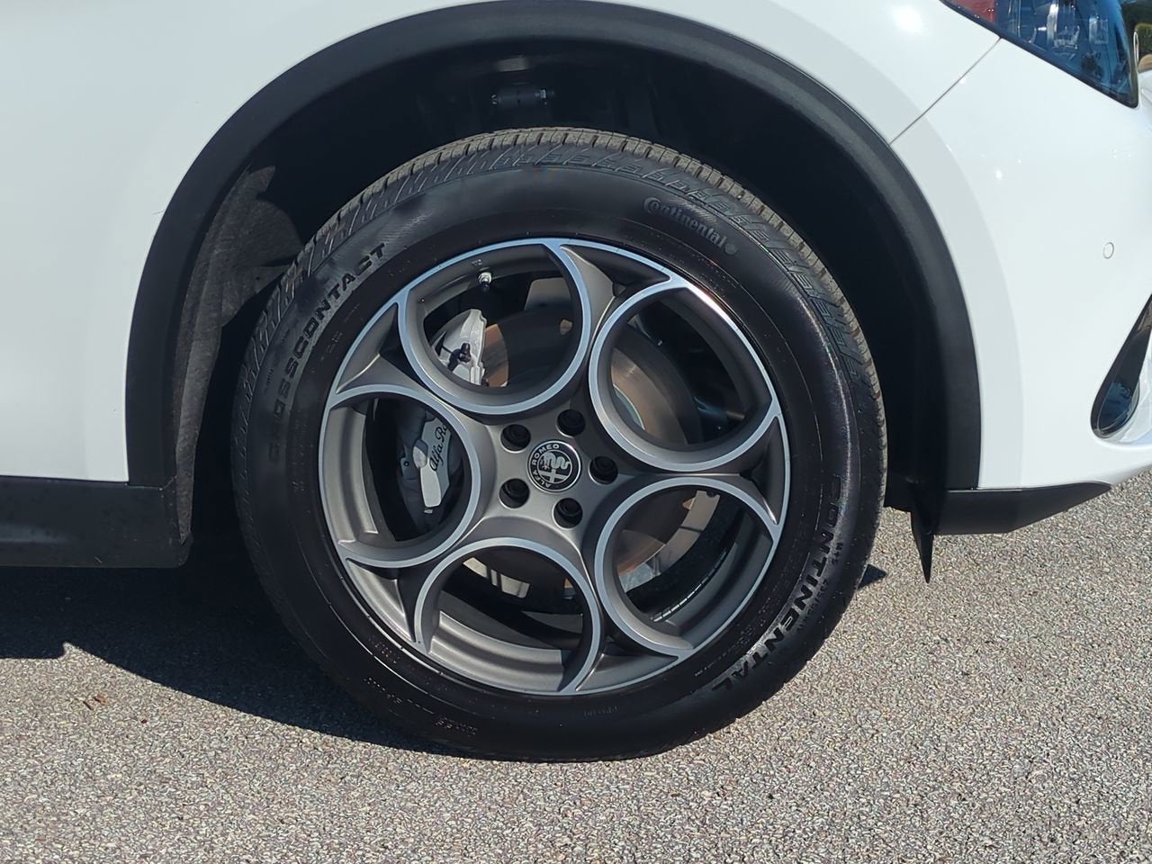 2025 Alfa Romeo Stelvio AWD