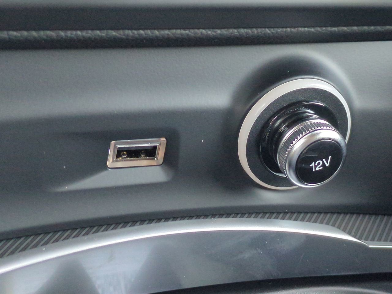 2025 Alfa Romeo Stelvio AWD