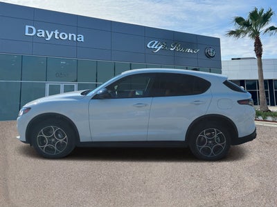 2025 Alfa Romeo Stelvio AWD