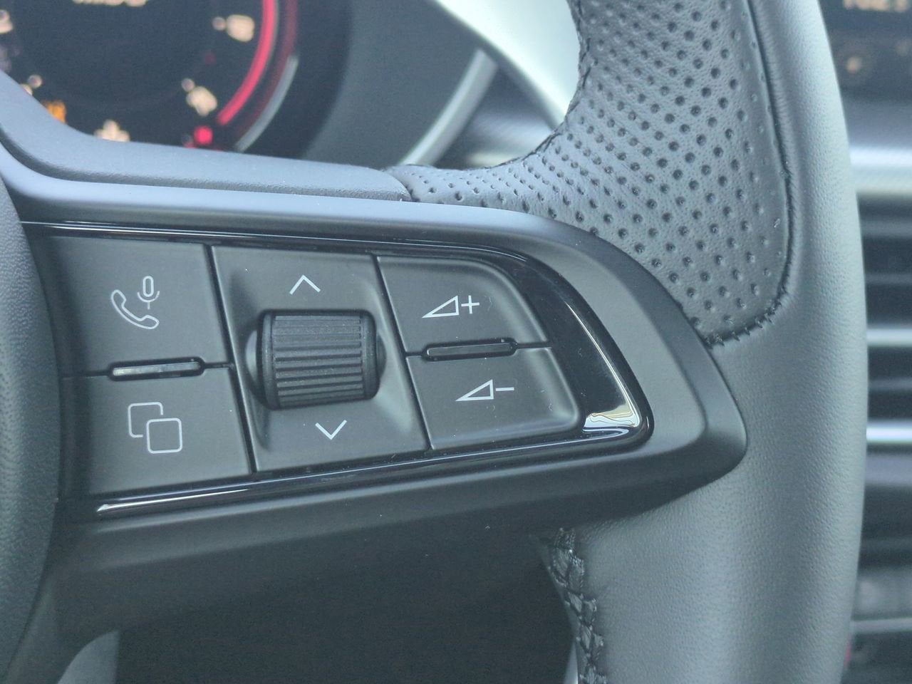 2025 Alfa Romeo Stelvio AWD