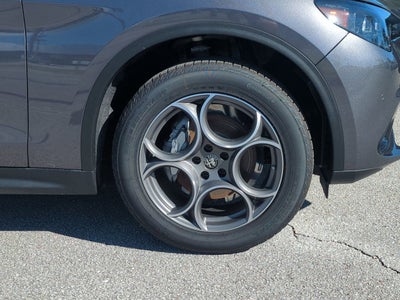 2025 Alfa Romeo Stelvio AWD