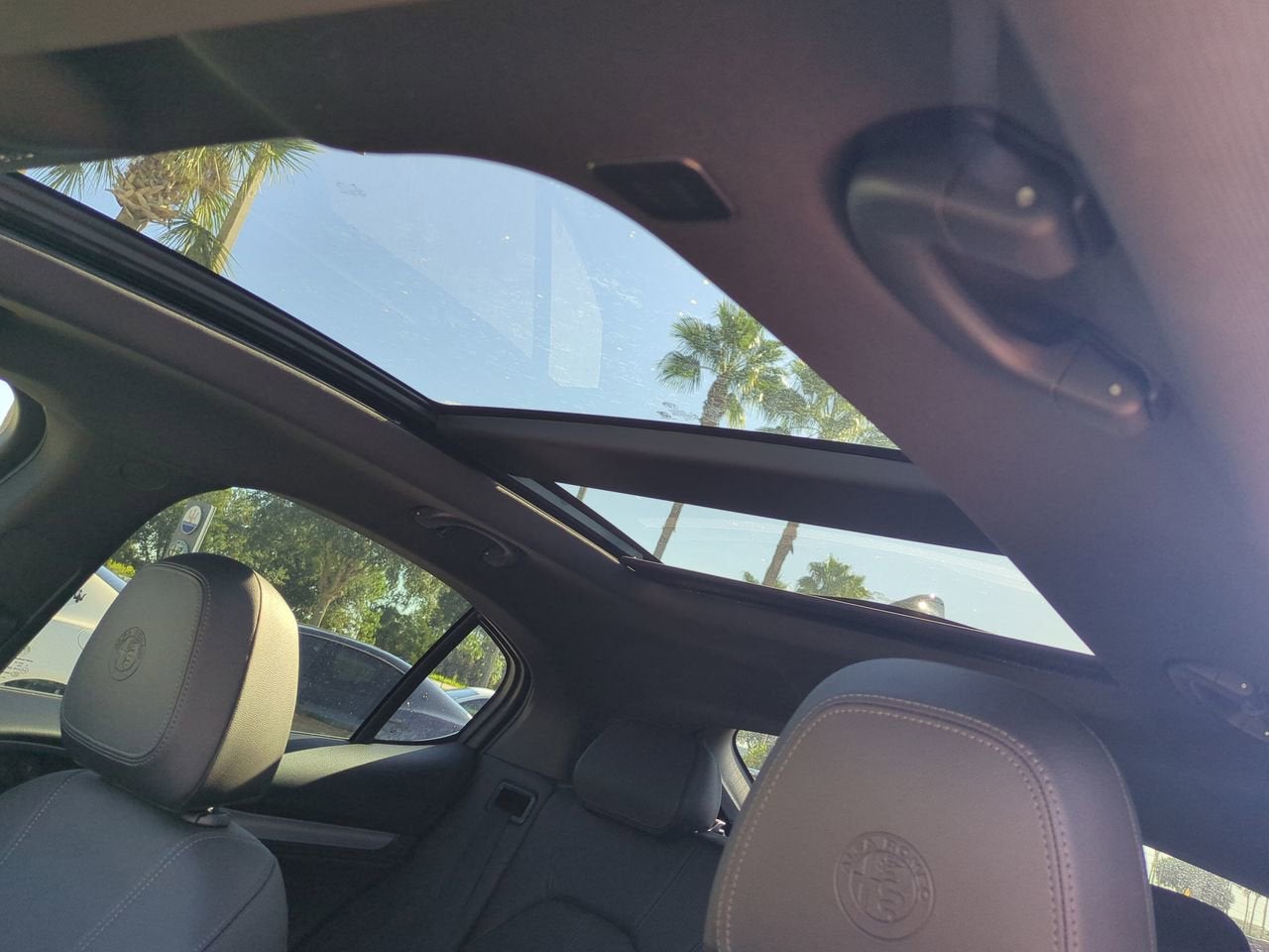 2025 Alfa Romeo Stelvio AWD