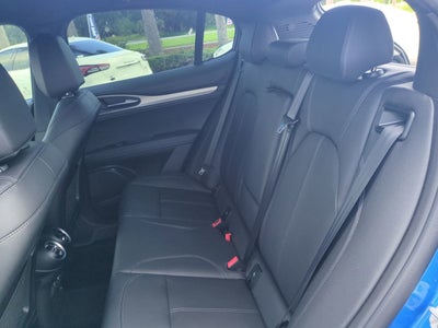 2025 Alfa Romeo Stelvio AWD