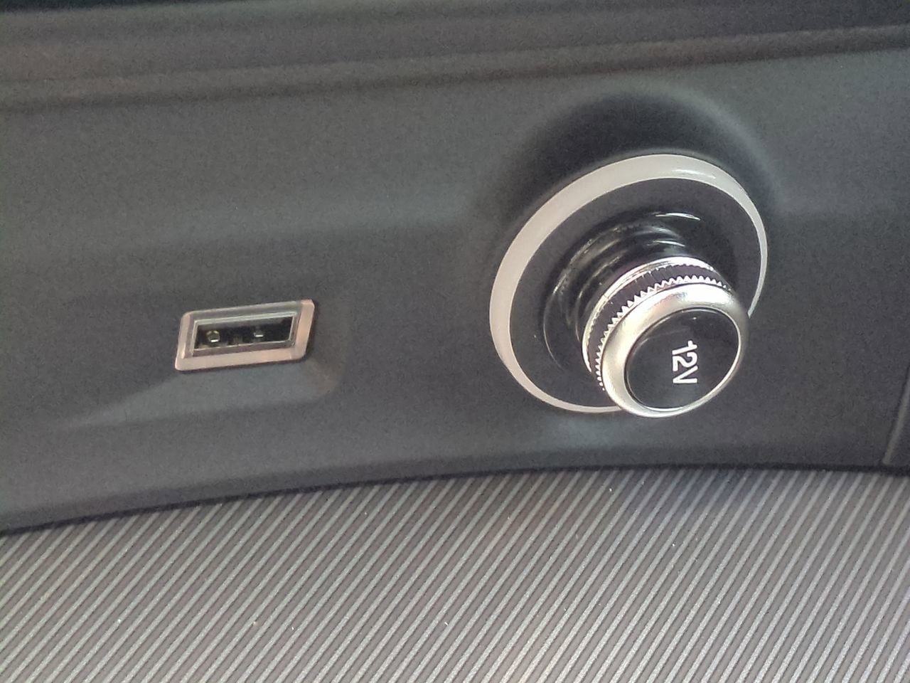 2025 Alfa Romeo Stelvio AWD