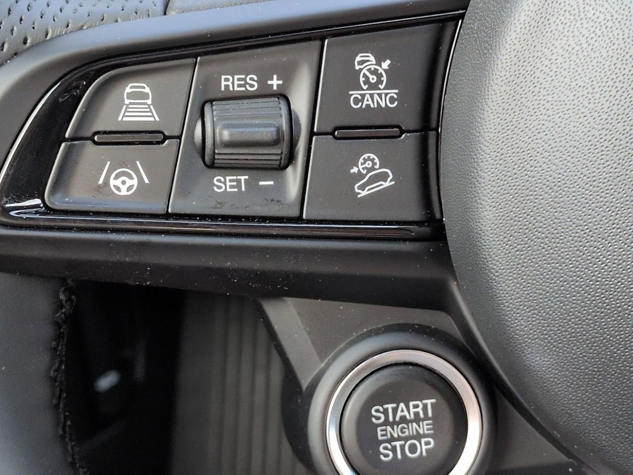 2026 Alfa Romeo Stelvio AWD