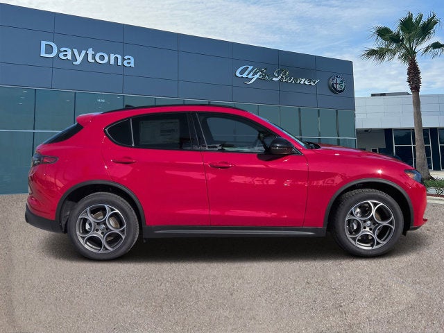 2026 Alfa Romeo Stelvio Base