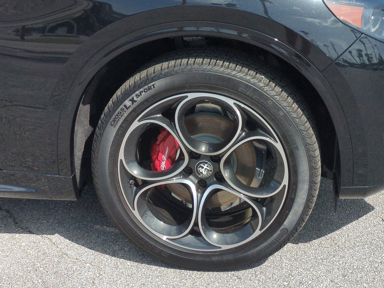 2025 Alfa Romeo Stelvio AWD