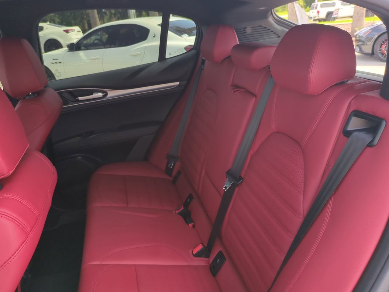 2025 Alfa Romeo Stelvio AWD