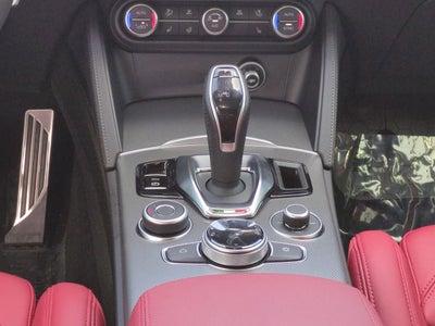 2025 Alfa Romeo Stelvio AWD