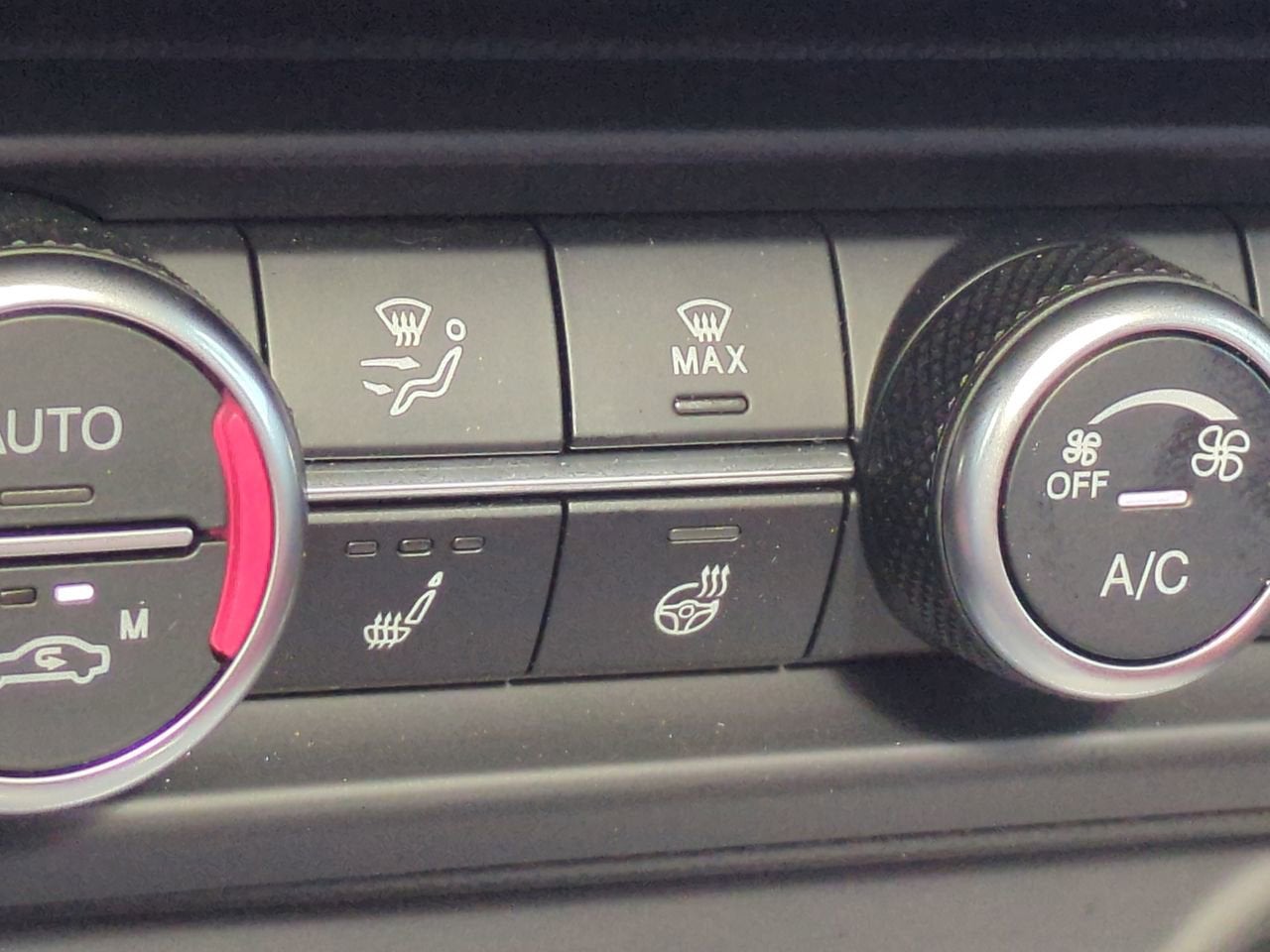 2025 Alfa Romeo Stelvio AWD