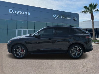 2025 Alfa Romeo Stelvio AWD
