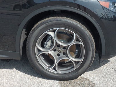 2025 Alfa Romeo Stelvio AWD