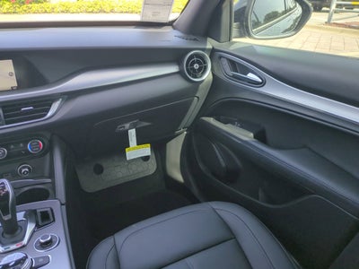 2025 Alfa Romeo Stelvio AWD