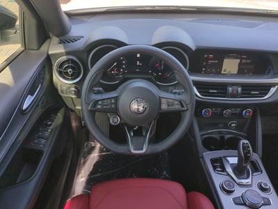 2025 Alfa Romeo Stelvio AWD