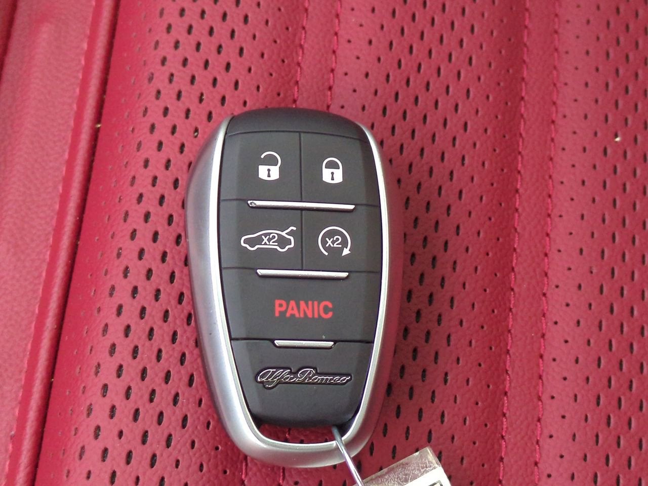 2025 Alfa Romeo Stelvio AWD